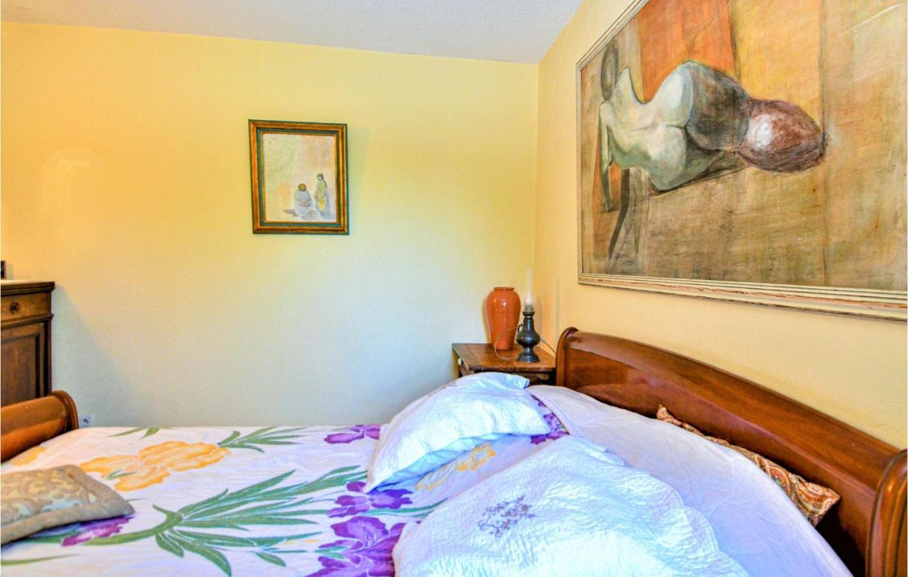 Awesome apartment in Orange with WiFi&2 Bedrooms Buitenkant foto